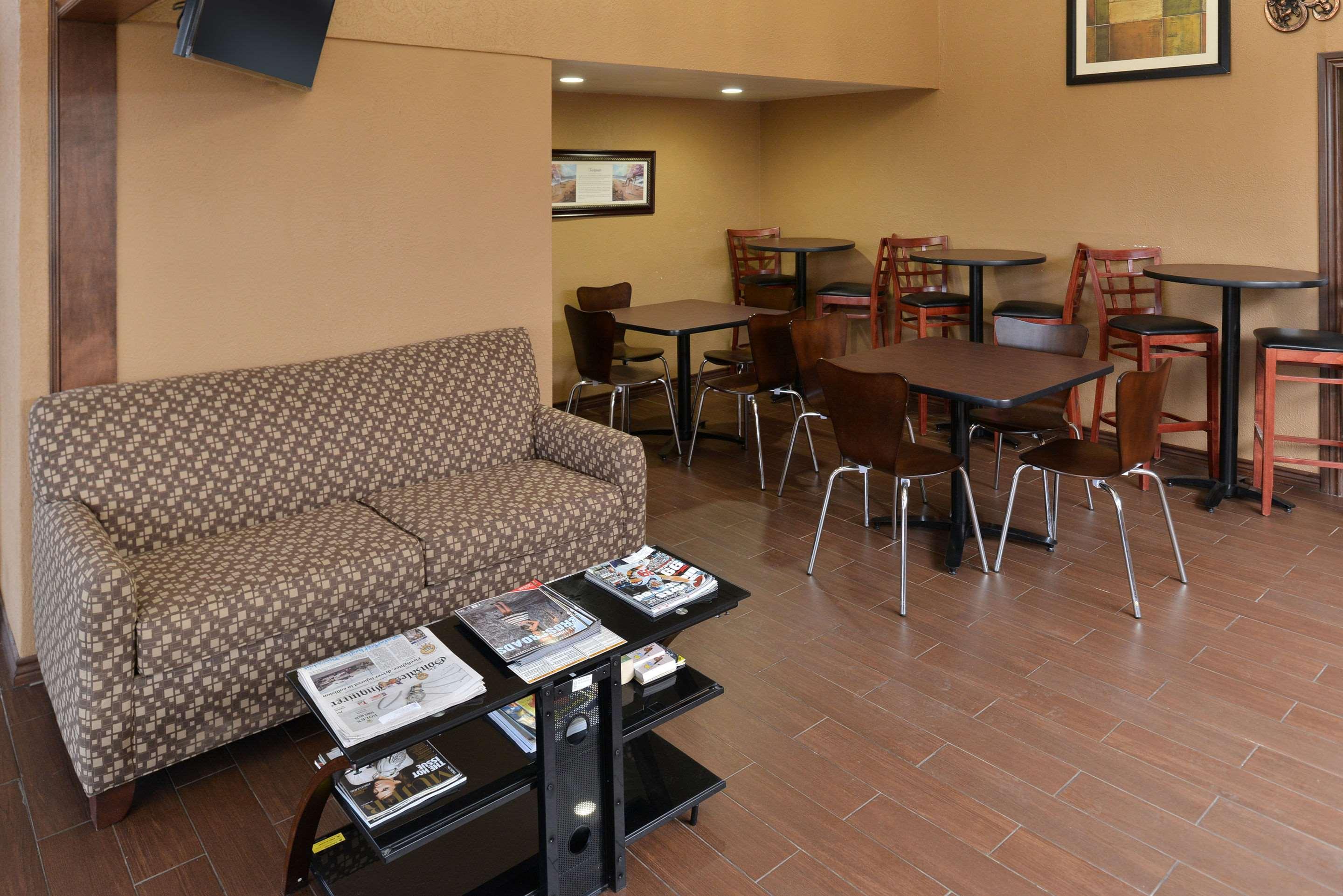 Quality Inn Gonzales Extérieur photo